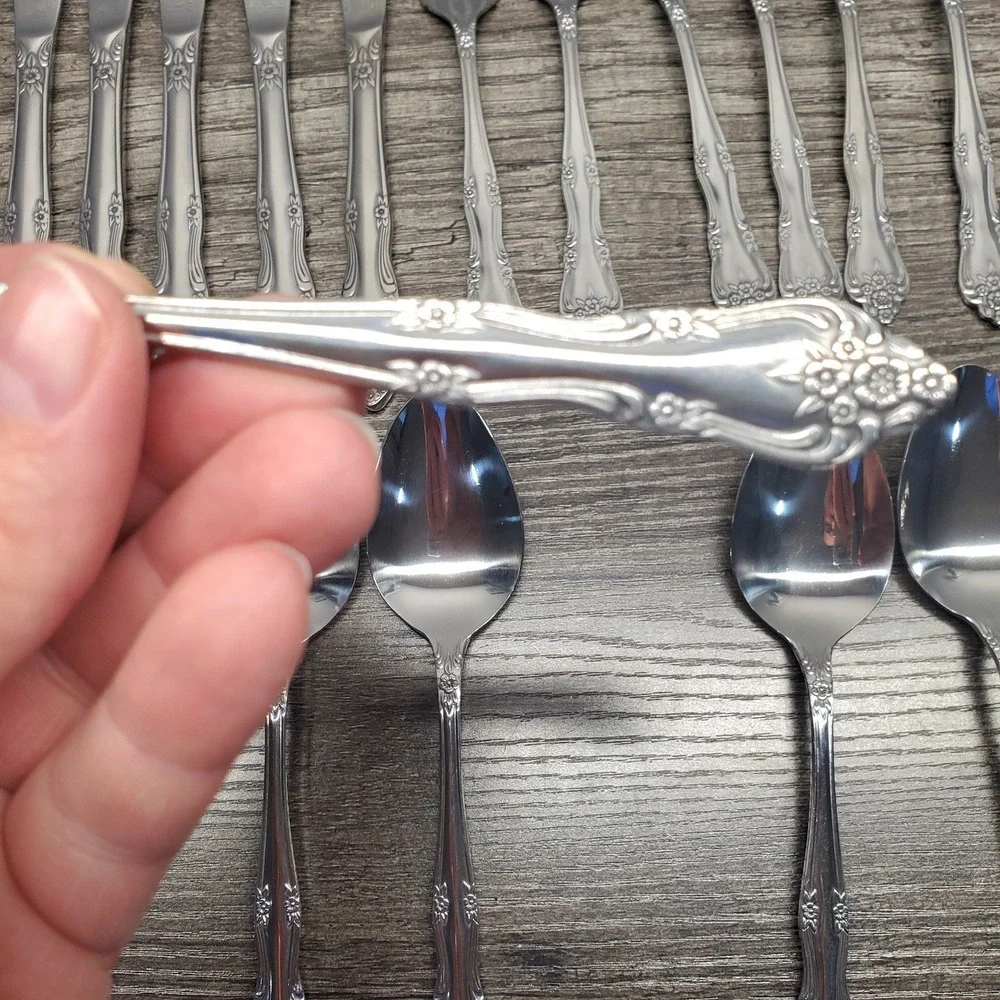 Rogers Co Flatware Set Stainless Korea Floral Pattern Service 8 Set Of 43 NEW